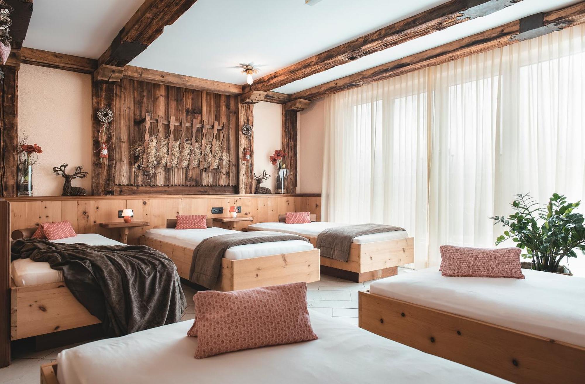 Alpvita Piz Tasna Hotel